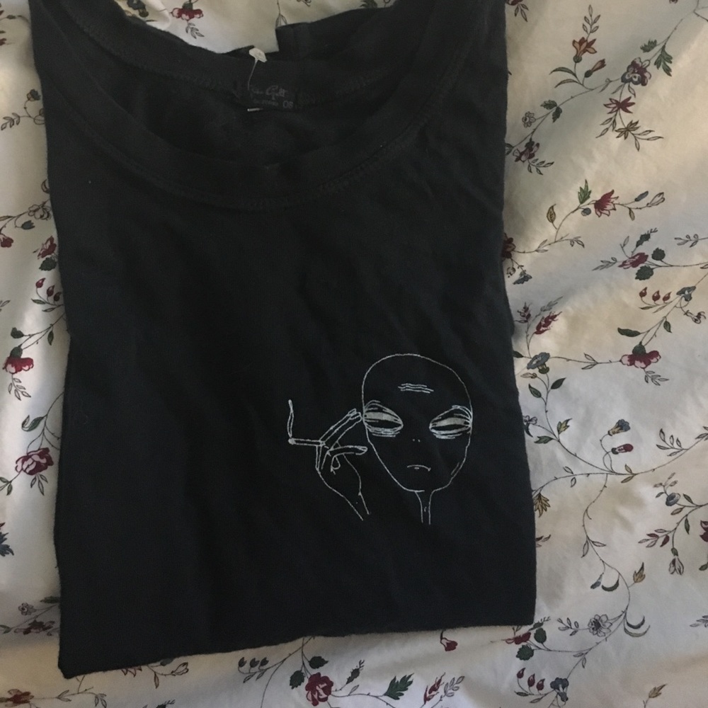 Brandy Melville Short Sleeve Smoking Alien Top