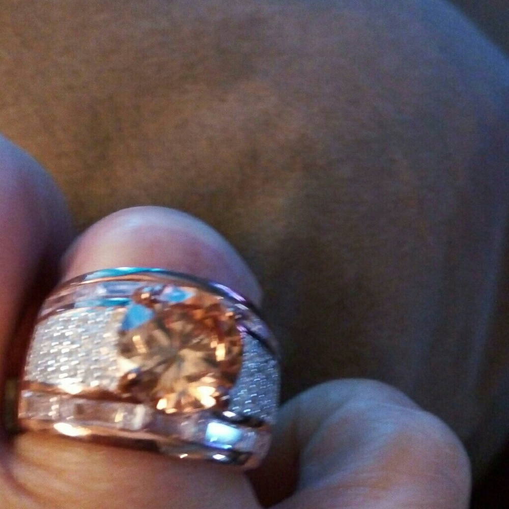 ETERNAL ROSE CHAMPAGNE RING - Picture 2 of 4