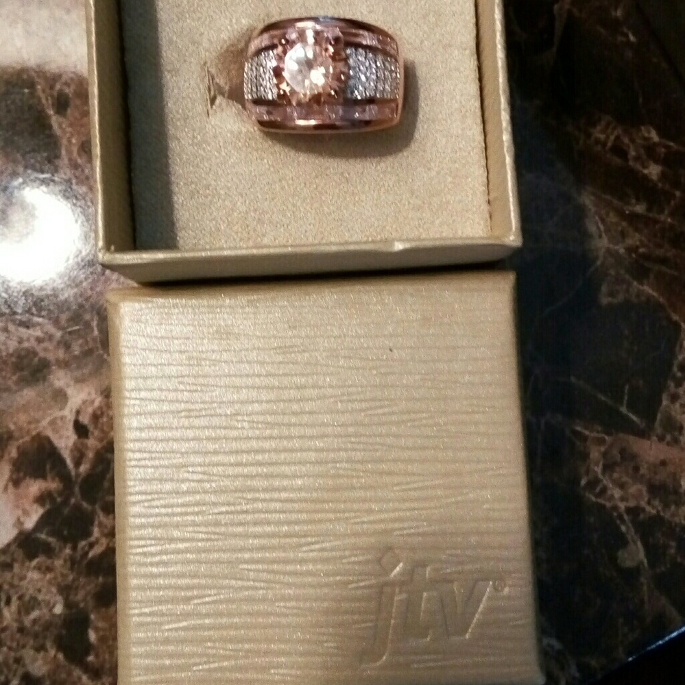 ETERNAL ROSE CHAMPAGNE RING - Picture 4 of 4