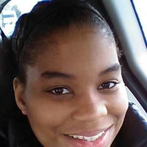 Meet your Posher, Antoinette