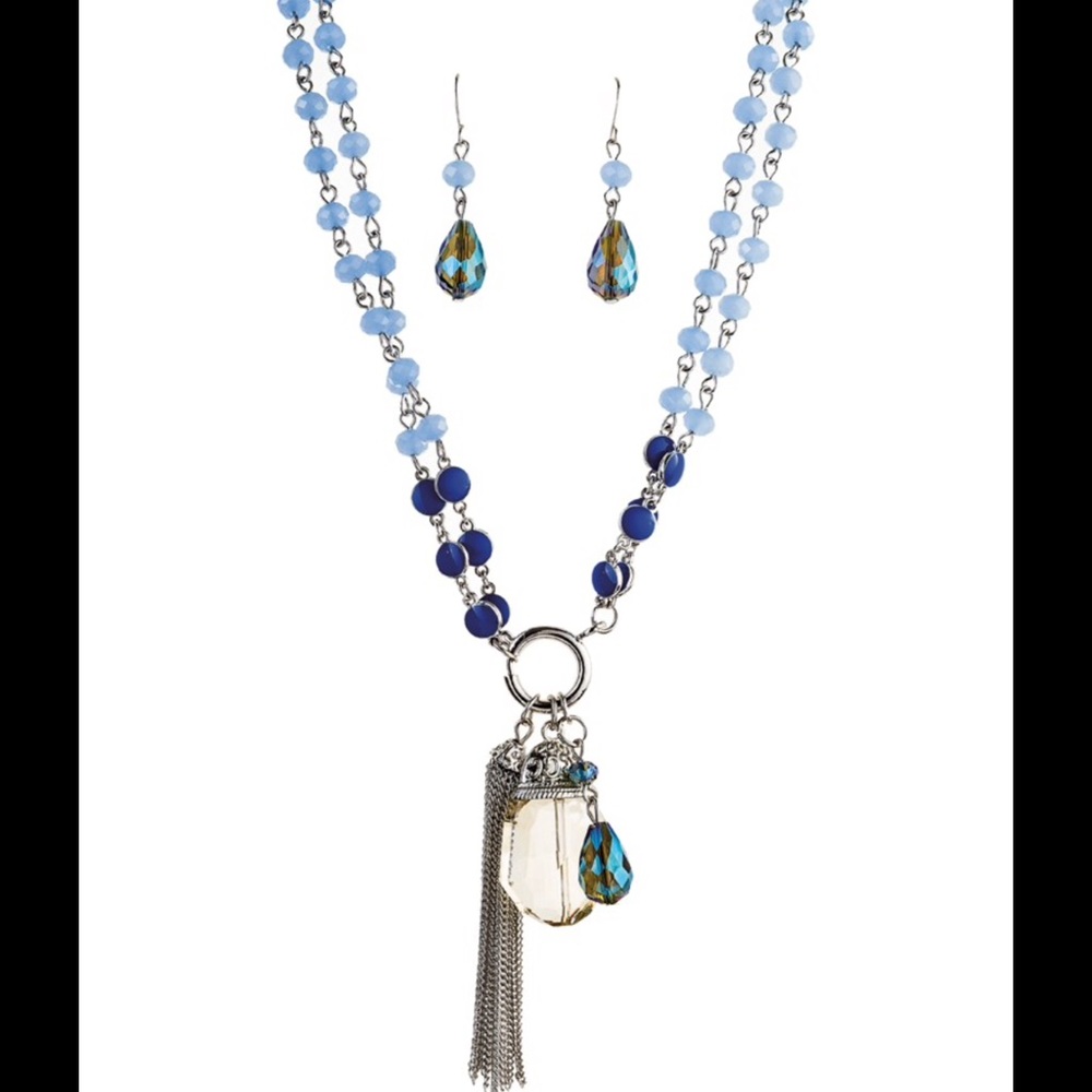 🌺SALE!! Necklace and earring set