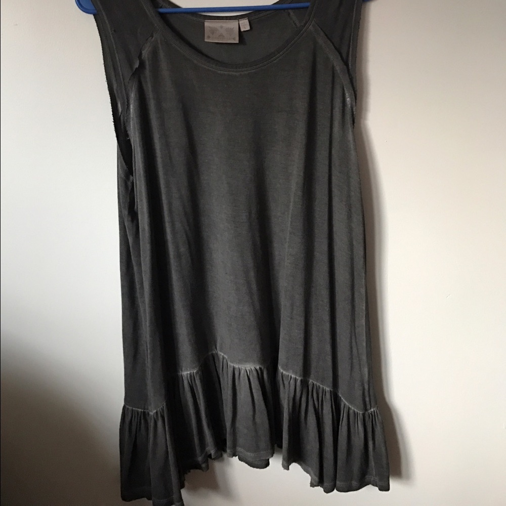 Gray ruffle top