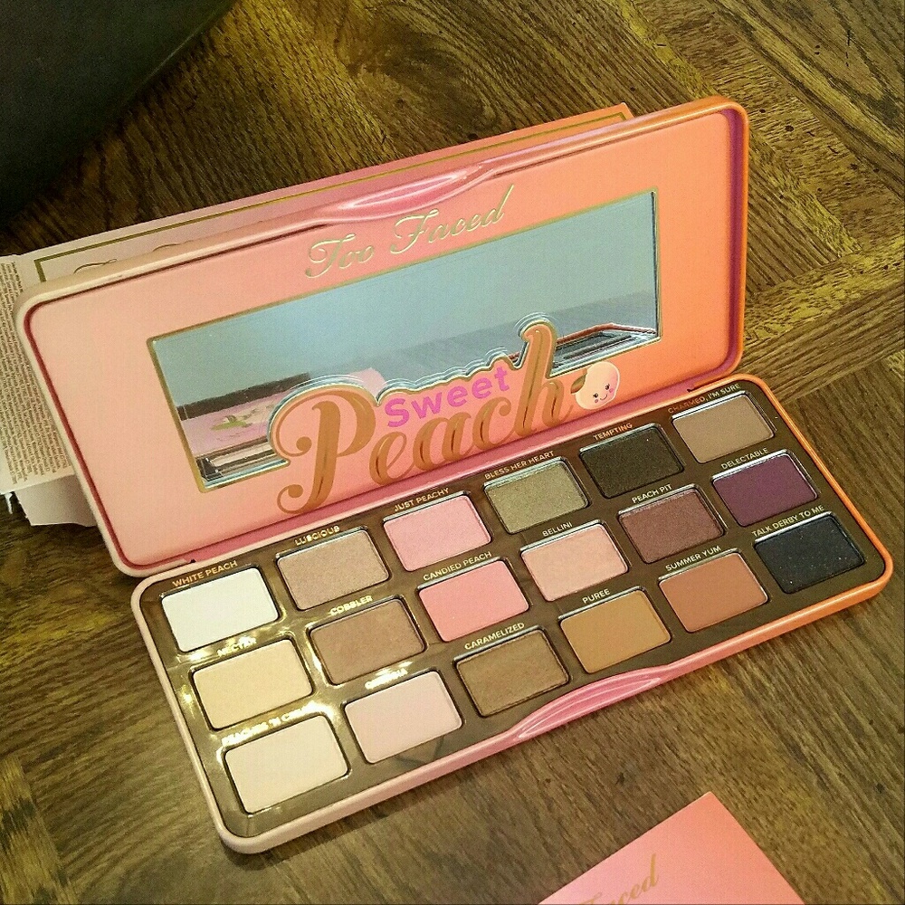 Too Faced Sweet Peach Palette