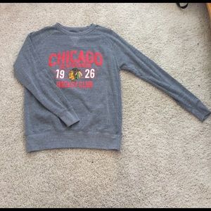 ✨FINAL PRICE✨ chicago blackhawks crew neck
