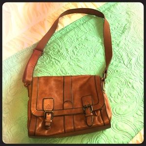 Tan/cognac leather Fossil purse