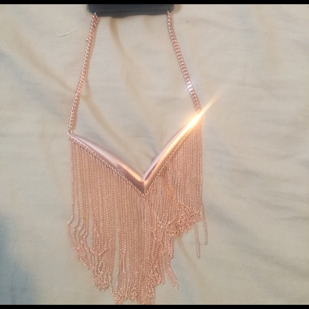 Windsor rose gold necklace