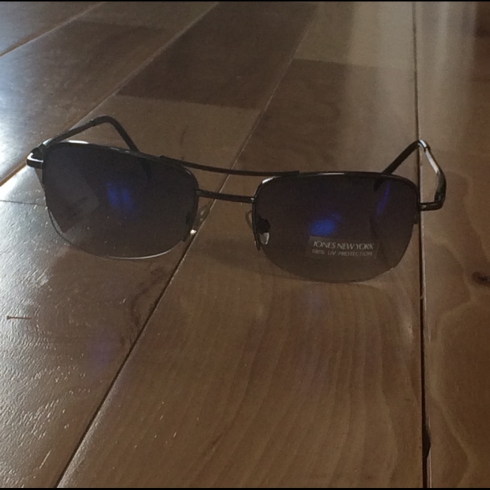 Jones New York sunglasses