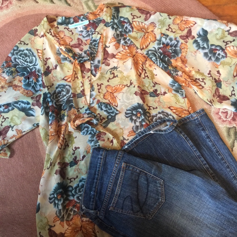 Beautiful floral top