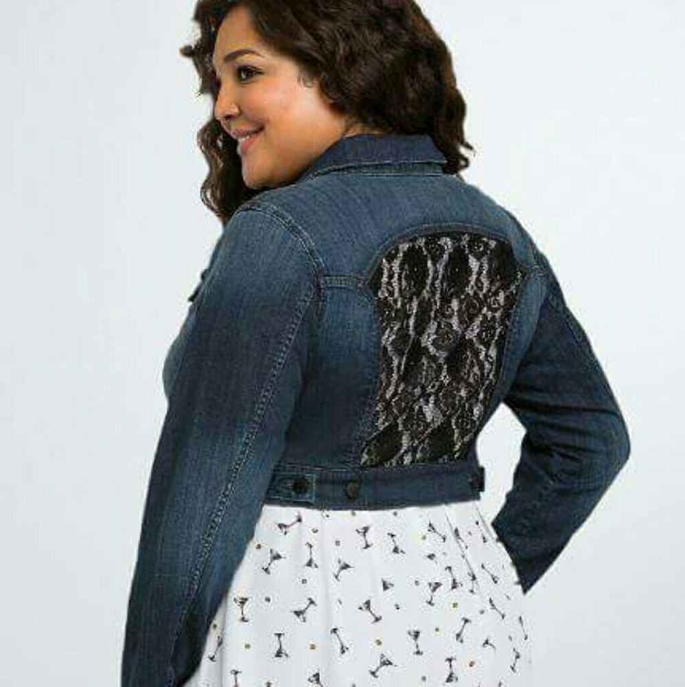 NWT Torrid Denim Jean Jacket Size 3 (22/24)