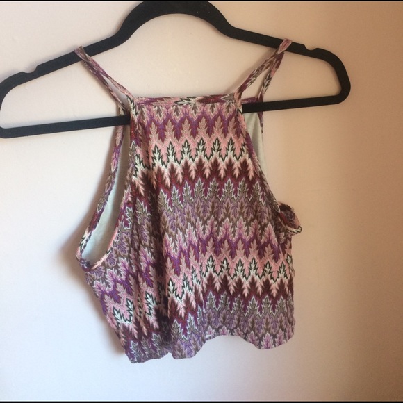 Hippy mossimo patterned haltered crop top!! - Picture 2 of 4
