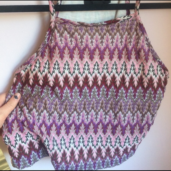 Hippy mossimo patterned haltered crop top!! - Picture 4 of 4