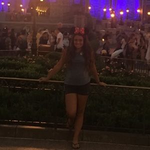 Meet your Posher, Rebecca