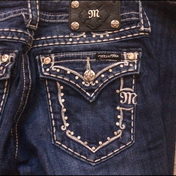 Jeans - Picture 2 of 4