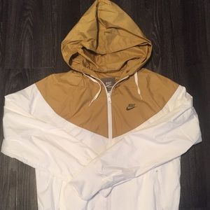 Nike - Wind Runner Jacket