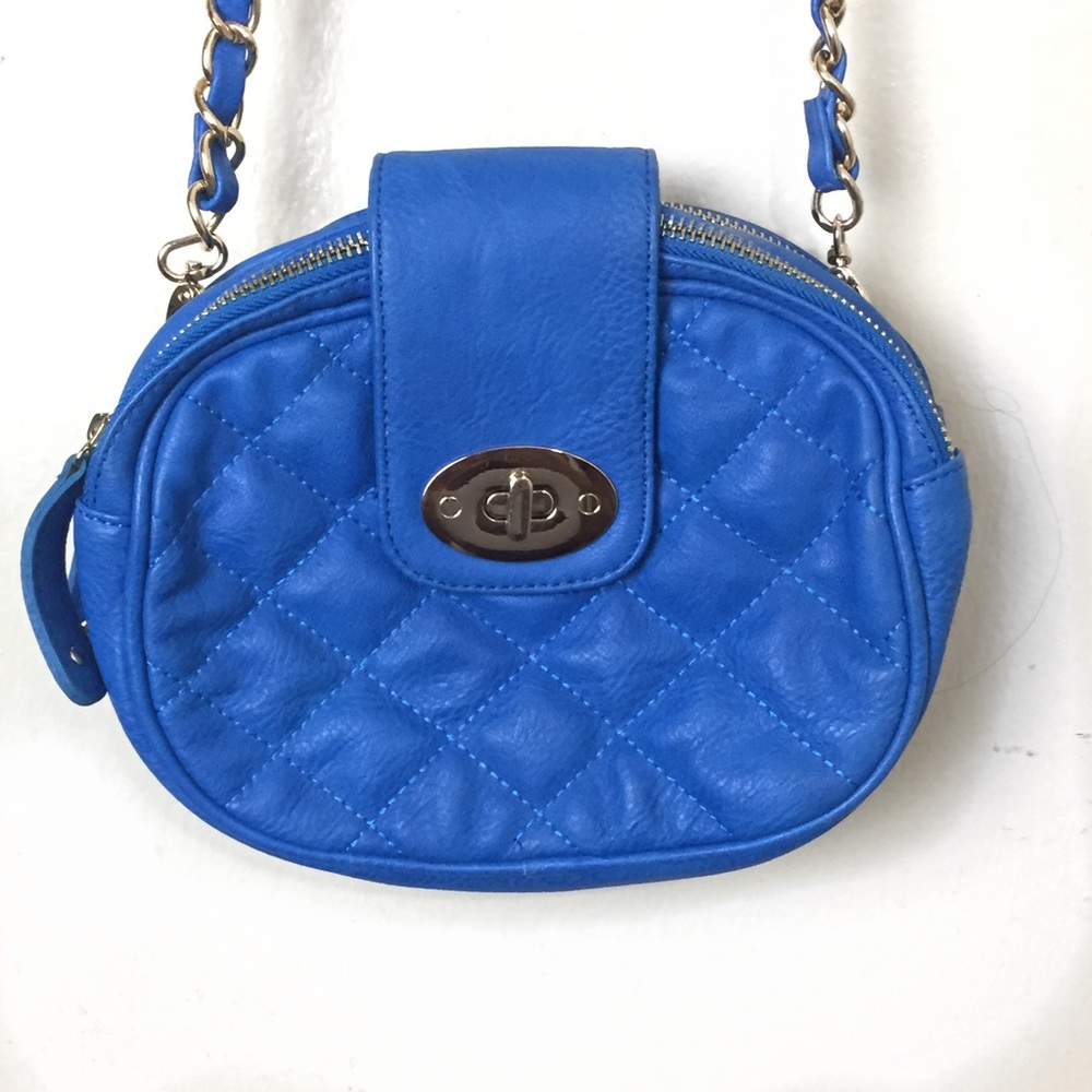 Quilted Double Pocket Shoulder Bag w/ Gold Accents