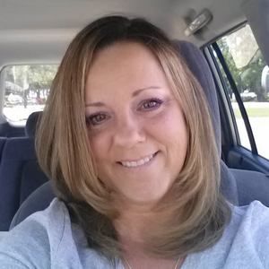 Meet your Posher, Debra