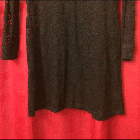 LACE DRESS 💗 - Picture 3 of 3