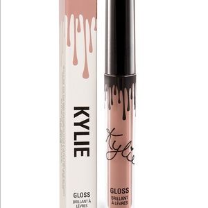 Kylie Lip Gloss in "So Cute" 💋