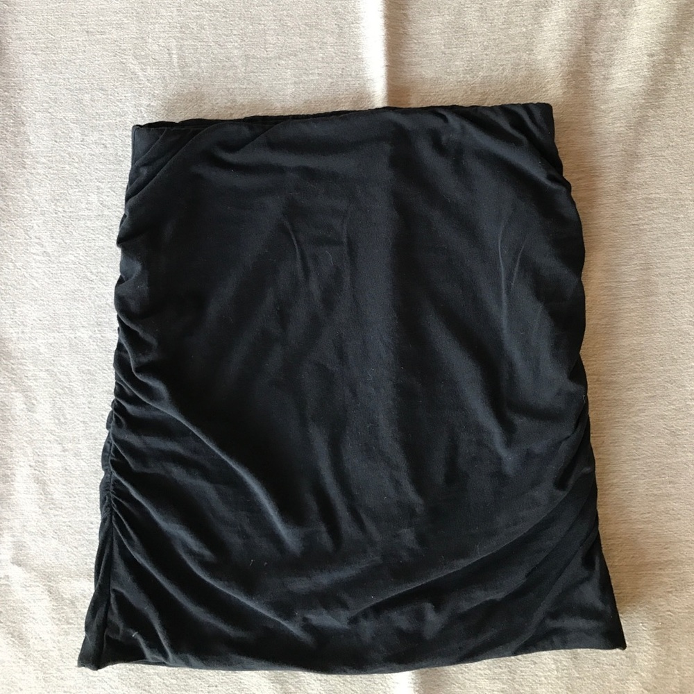 James Perse stretchy black skirt.