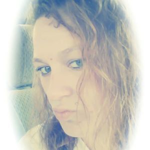 Meet your Posher, Lindsey