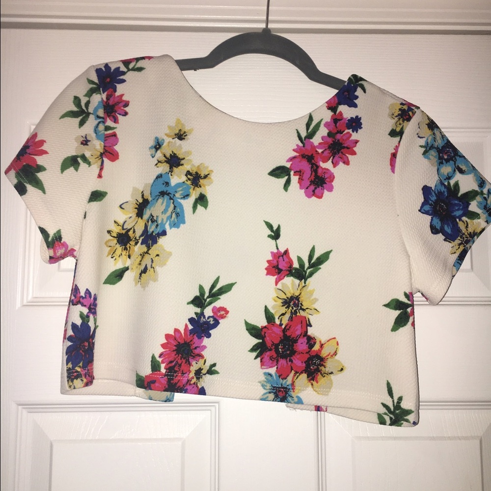 Floral crop top