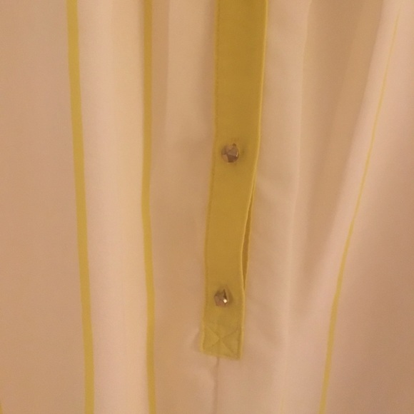 Forever 21 Contemporary Chiffon Blouse - Picture 3 of 3