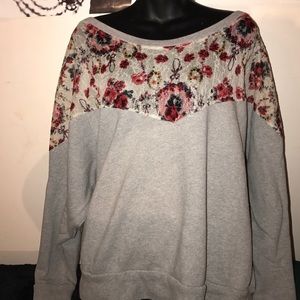 Free people grey lace top
