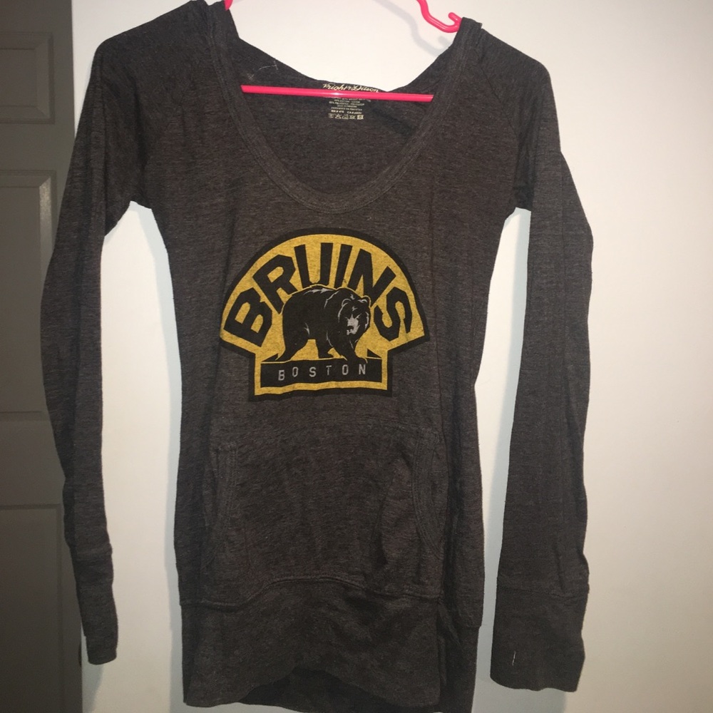 Bruins Long Sleeve shirt with hood