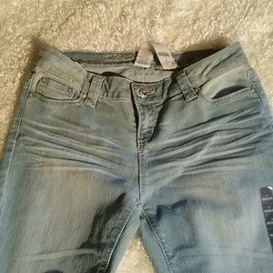 LAST DAY! NWT Blue Asphalt jeans