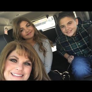 Meet your Posher, Lacy