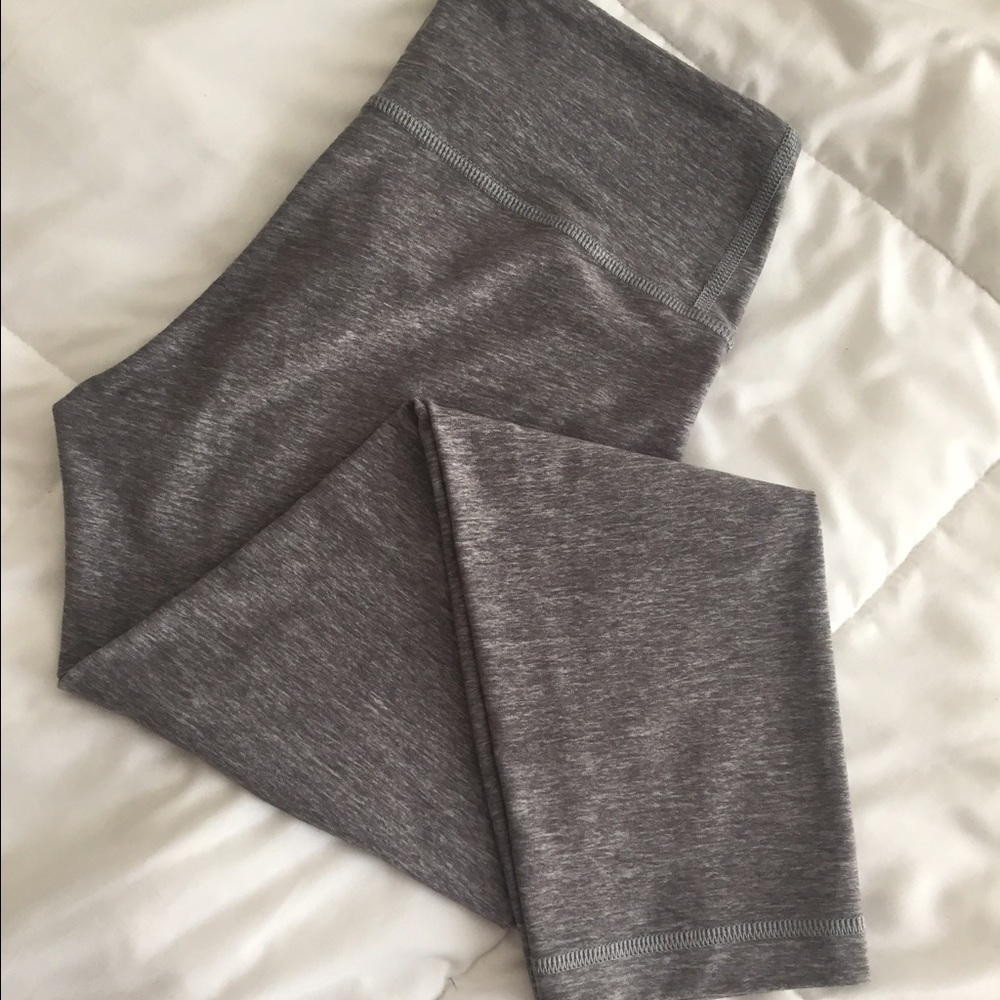 Lululemon WunderUnder Crop