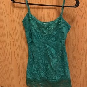 Green lace crinkle cami