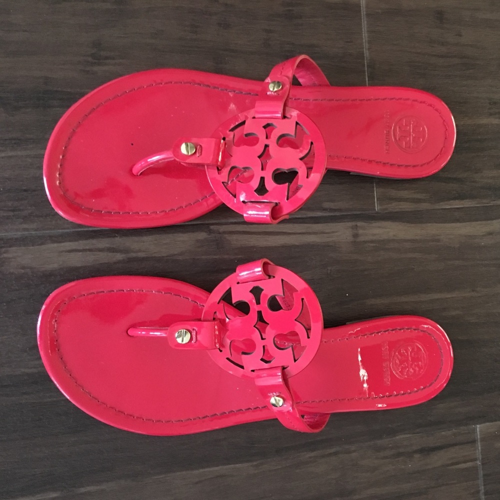 Tory Burch Size 8 red Miller flip flops