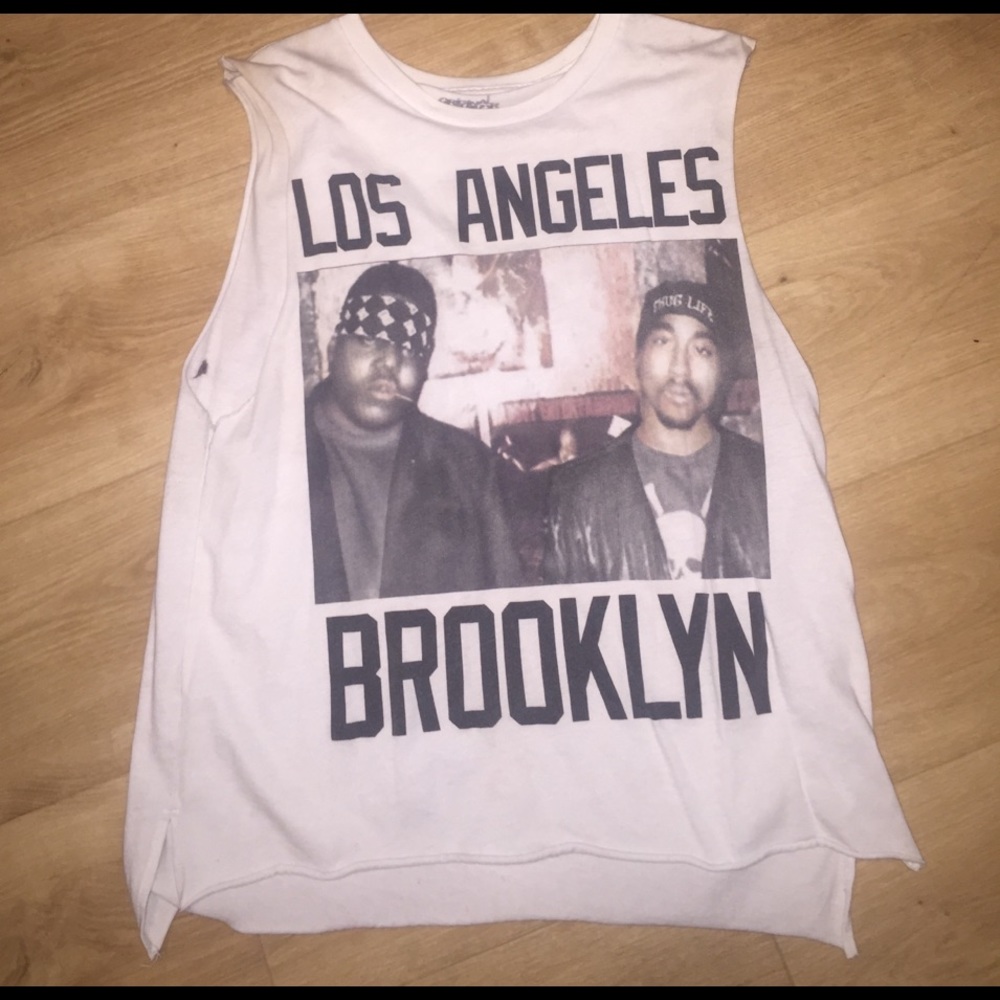 Biggie and tupac cut off shirt