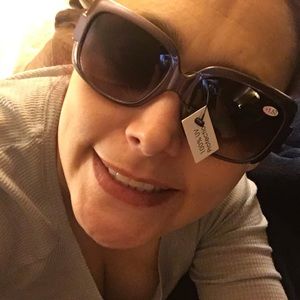 JOY&IMAN +1.50 Purple Sunnies with pouch BNWT