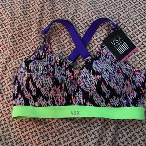 Lightweight VSX Sports Bra