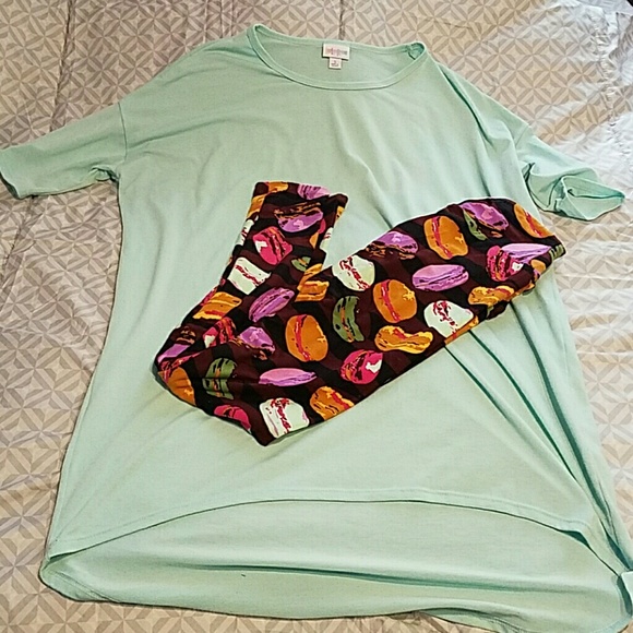 LuLaRoe Other - Os lularoe macaroon leggings and small Irma