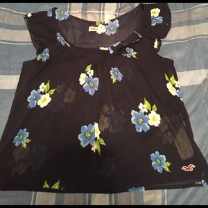 Super cute sleeveless Hollister shirt