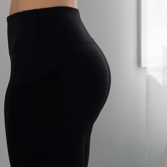 SoldOut11thStreet - Picture 5 of 7