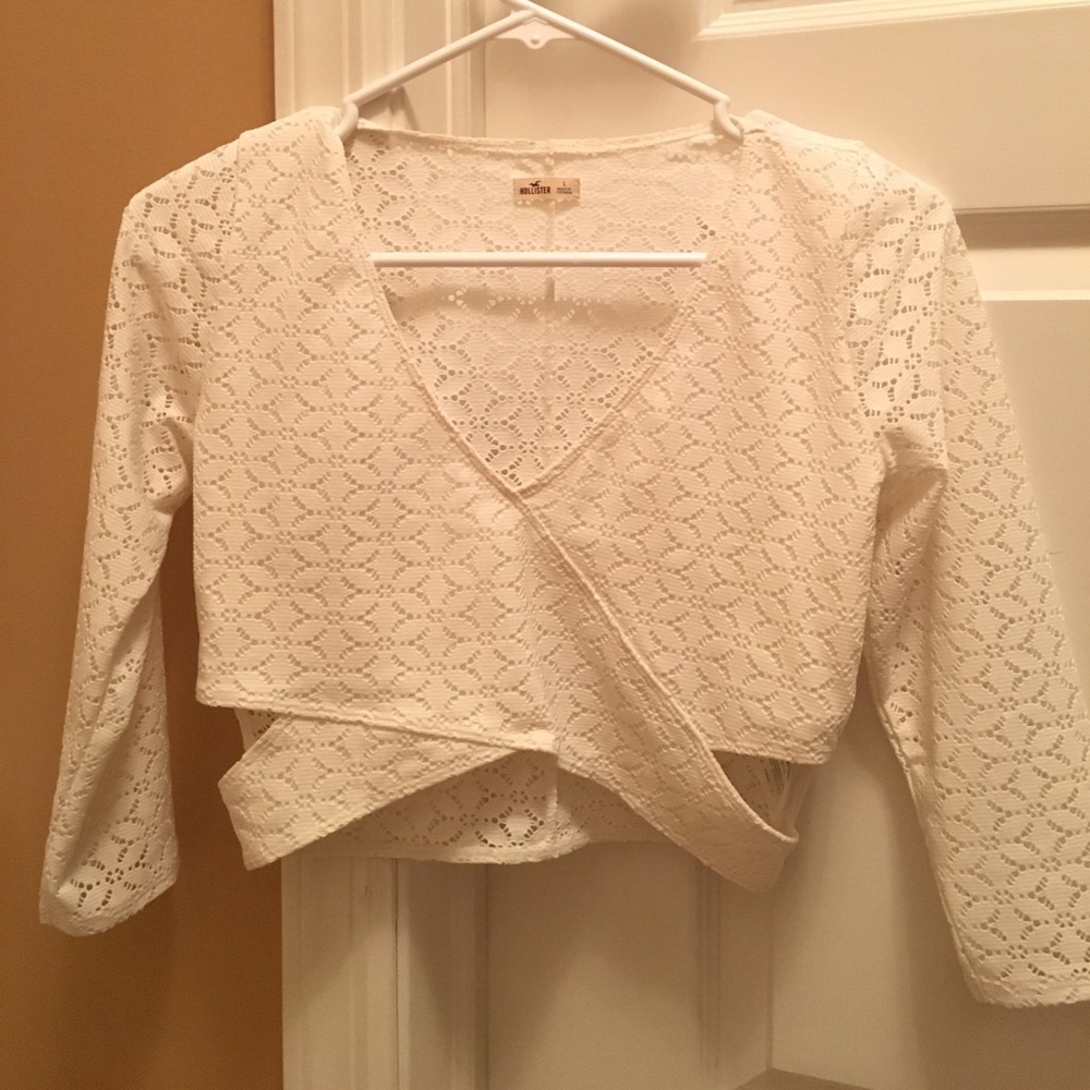 Hollister crochet crop top