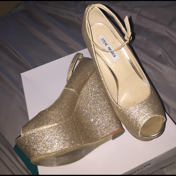 Steve Madden Wedges - Picture 3 of 3