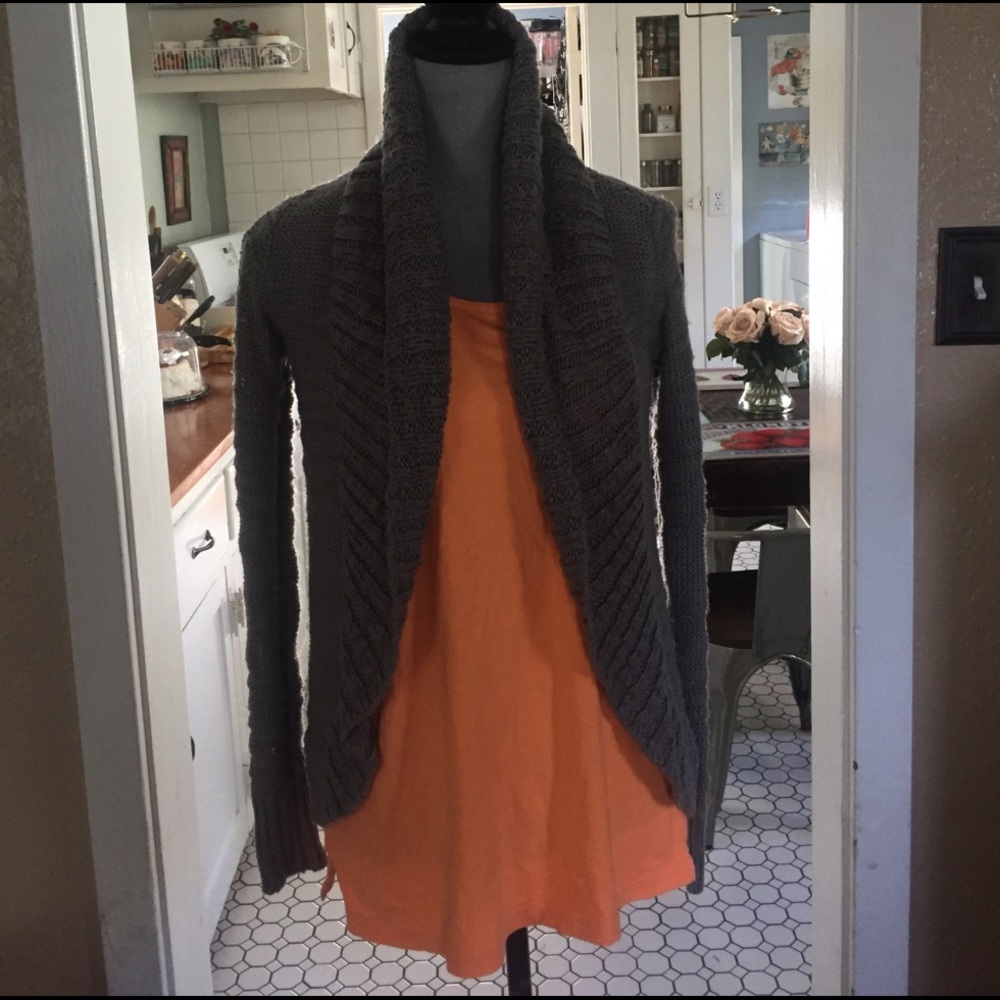 Element sweater.