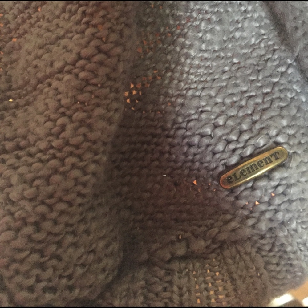 Element sweater. - Picture 2 of 4