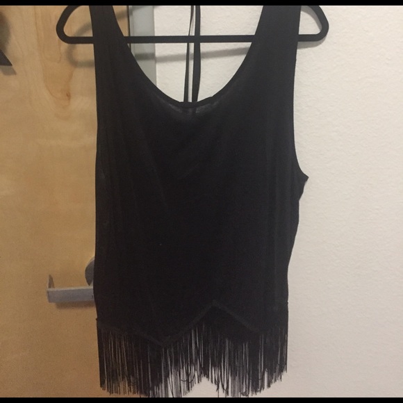 Black tank with gold flag - Picture 2 of 2