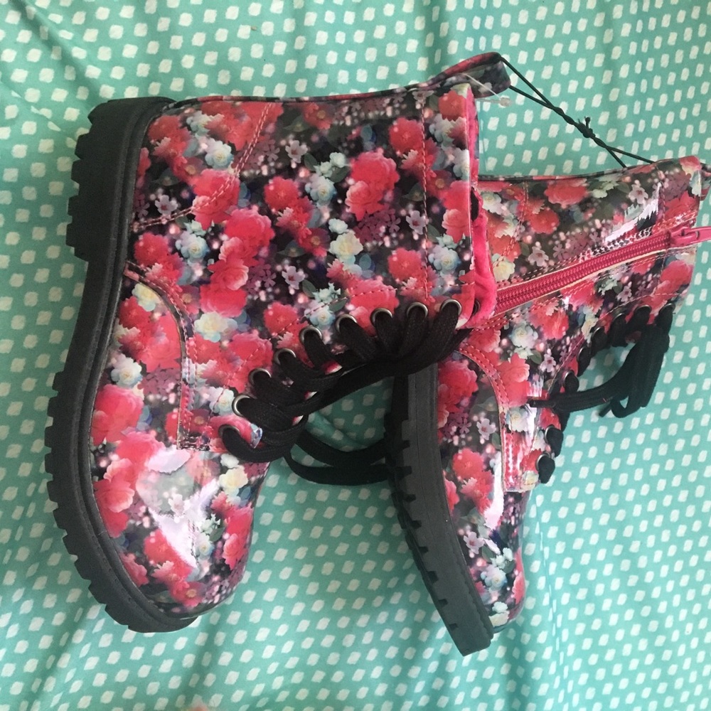 Floral boots