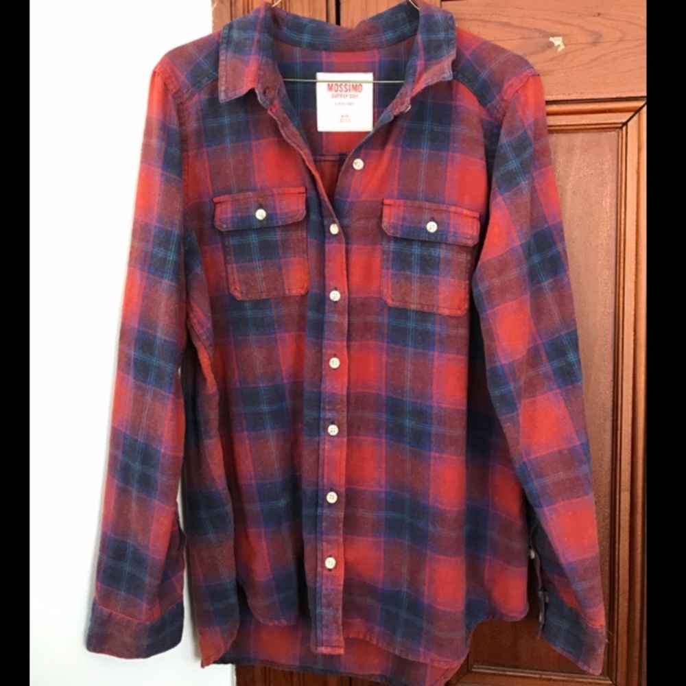 Women's red and blue cotton plaid shirt