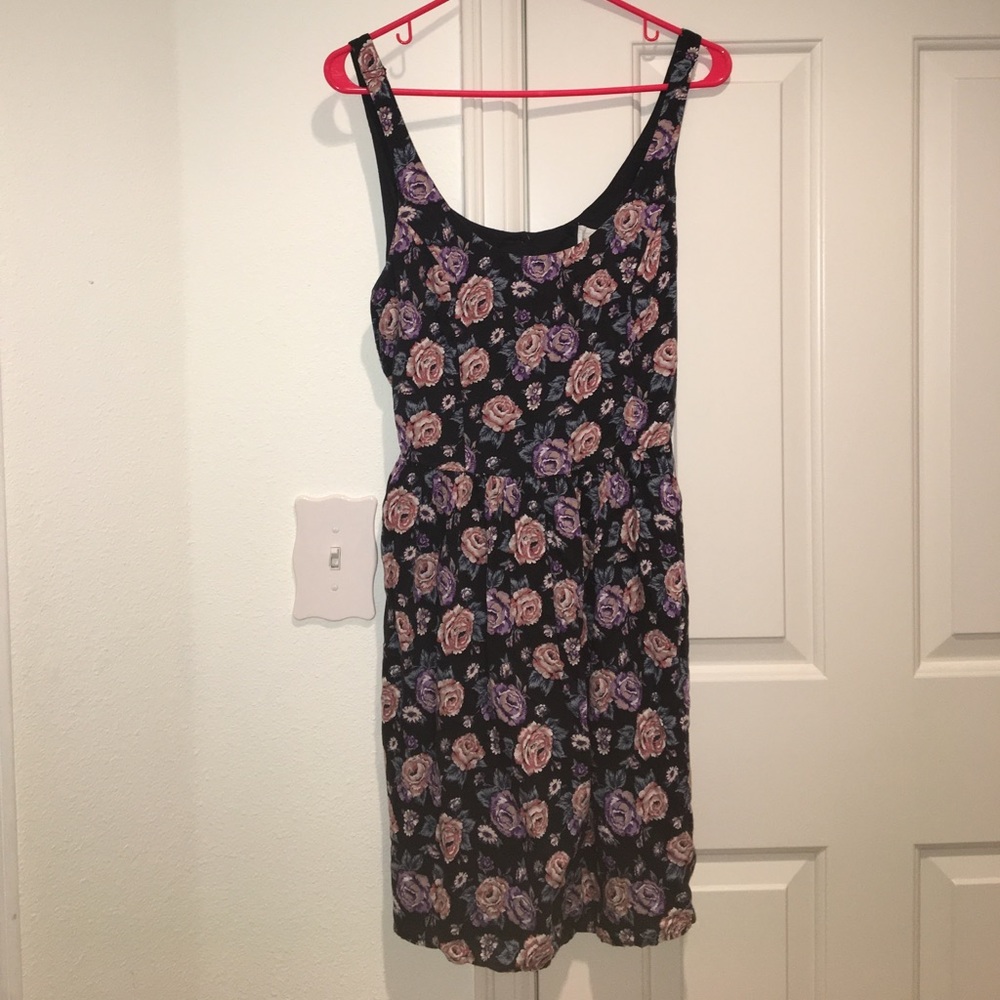 Abercrombie and Fitch Floral Loose Dress