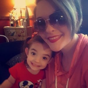 Meet your Posher, Desiree