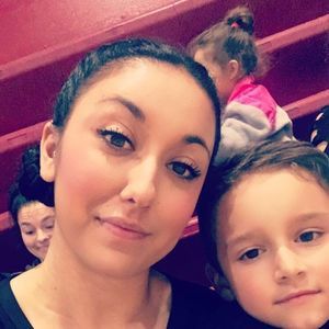 Meet your Posher, Cassandra