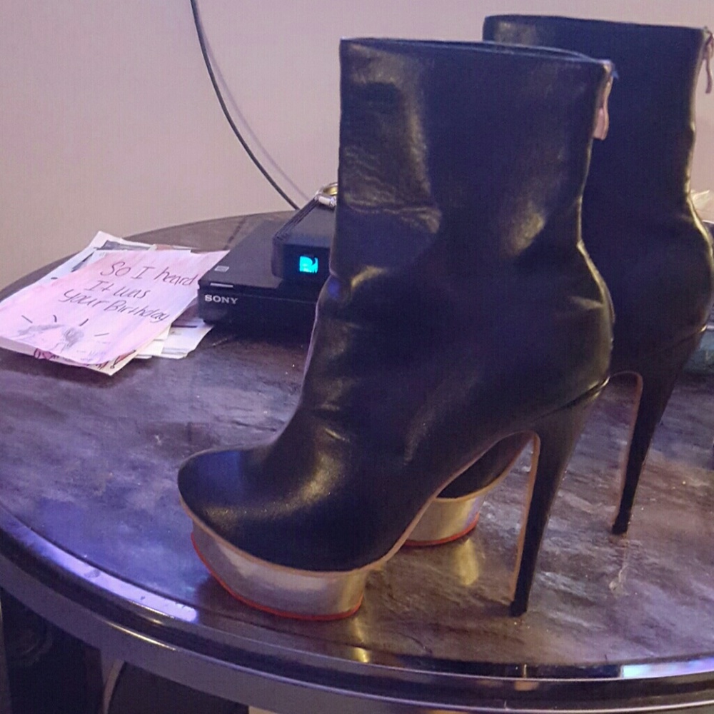 Platform boots